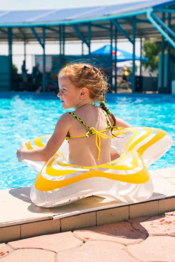 Sportium Ochakiv Ngoại thất bức ảnh